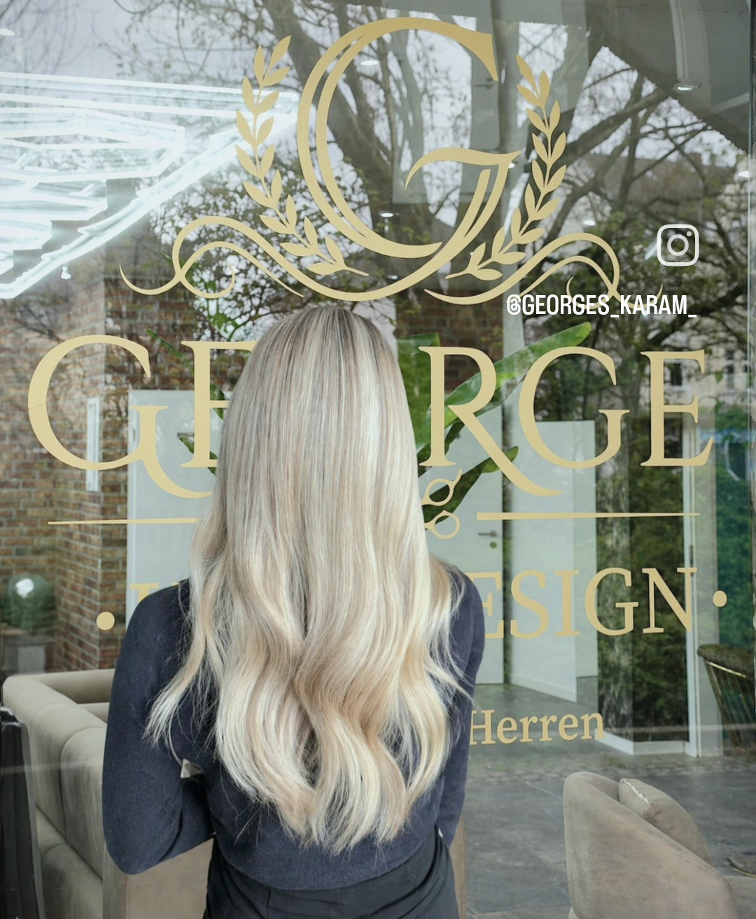 Platinblondes Langhaarstyling